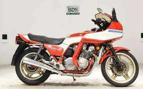 HONDA CB900F 2023 SC01