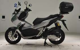 HONDA ADV150