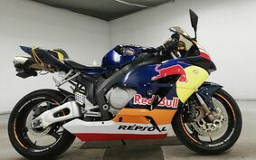 HONDA CBR1000RR 2004 SC57