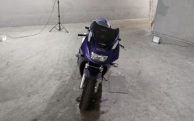 SUZUKI RF900R GT73A