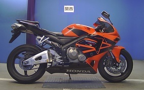 HONDA CBR600RR GEN 2 2006 PC37