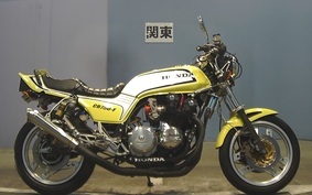 HONDA CB750F С 1983 RC04