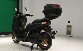 YAMAHA N-MAX SEG6J