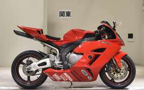 HONDA CBR1000RR 2004 SC57