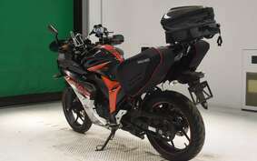 SUZUKI GIXXER 150 SF