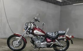 YAMAHA VIRAGO 250 3DM