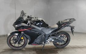 YAMAHA YZF-R25 RG10J