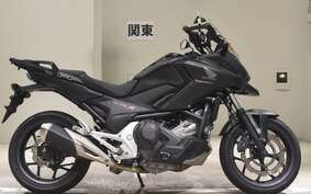 HONDA NC750X D Limited 2016 RC90