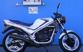 HONDA VT250Z MC08