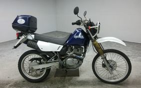 SUZUKI DJEBEL 200 (DR200SE) SH42A