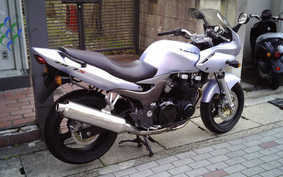 KAWASAKI ZR 700 S 2004 ZR750F