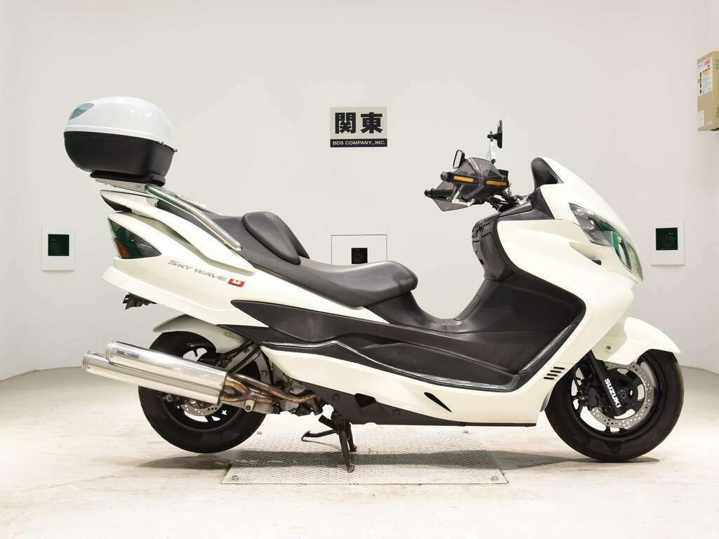 Suzuki burgman skywave 250