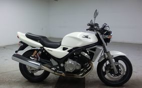 KAWASAKI BALIUS 250 Gen.2 2002 ZR250B