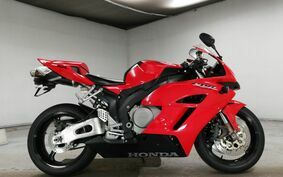 HONDA CBR1000RR 2004 SC57