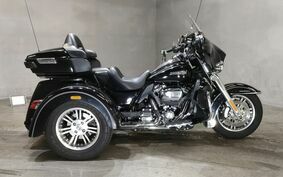 HARLEY FLHTCUTG TRIKE 1750 2016 MAD