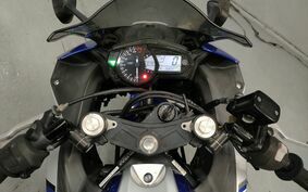 YAMAHA YZF-R25 RG10J