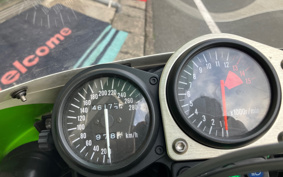 KAWASAKI NINJA ZX-7R 2001 ZX750P