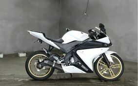 YAMAHA YZF-R125 RE06