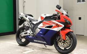 HONDA CBR1000RR 2004 SC57