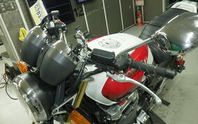 HONDA CB1300SF SUPER FOUR 1999 SC40