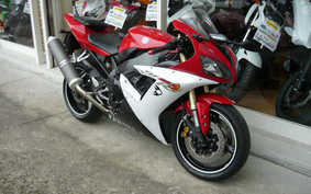 YAMAHA YZF-R1 2002 RN09