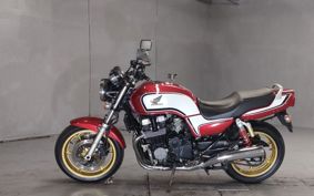 HONDA CB750 RC42