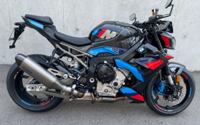 BMW M1000R 2025 0P51