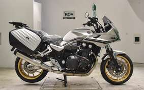 HONDA CB1300SB SUPER BOLDOR 2021 SC54