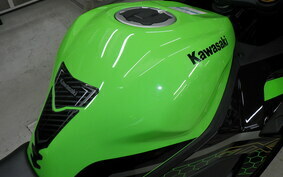 KAWASAKI ZX-25R ZX250E