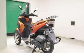 YAMAHA TRICITY 125 SE82J