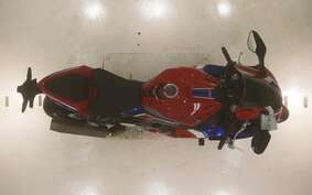 HONDA CBR1000RR R 2021 SC82