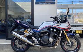 HONDA CB1300SB SUPER BOLDOR 2018 SC54