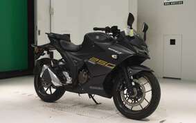 SUZUKI GIXXER 250 SF