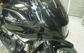 HONDA CB1300SB SUPER BOLDOR A 2010 SC54