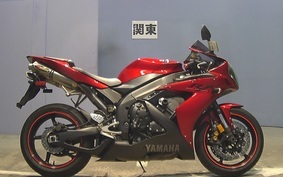 YAMAHA YZF-R1 2004 RN13