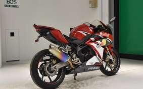 HONDA CBR250RR A MC51