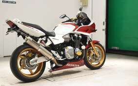 HONDA CB1300SB SUPER BOLDOR A 2008 SC54