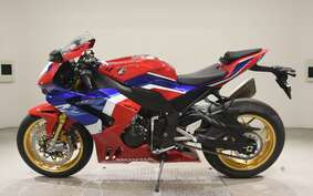 HONDA CBR1000RR RSP 2024 SC82