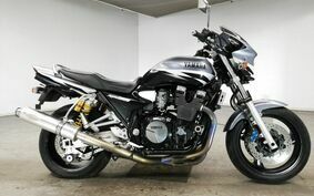 YAMAHA XJR1300 2002 RP03J