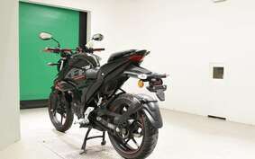 SUZUKI GIXXER 150