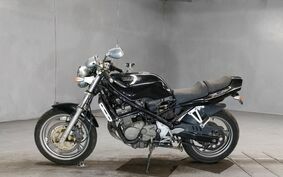 SUZUKI BANDIT 250 GJ74A