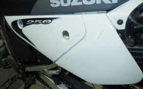 SUZUKI DJEBEL 250 XC SJ45A