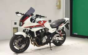 HONDA CB1300SB SUPER BOLDOR A 2010 SC54