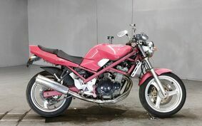 SUZUKI BANDIT 250 GJ74A