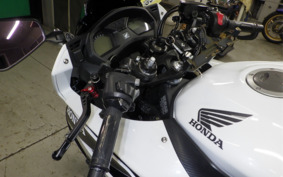 HONDA CBR650F 2014 RC83