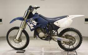 YAMAHA YZ125 4XM