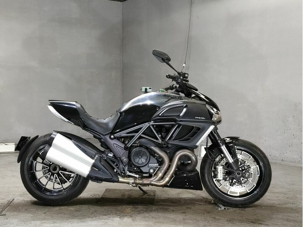 Ducati Diavel Carbon 2013