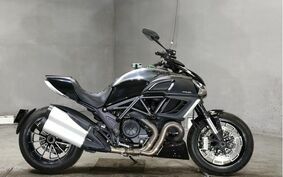 DUCATI DIAVEL Carbon 2013 G100A