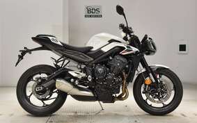 TRIUMPH STREET TRIPLE R 2023 DA604A