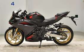 HONDA CBR250RR A MC51